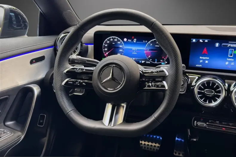 Mercedes-Benz CLA 200 (Clasa CLA) din 2025 cu 12.052 km - oferta MER221847 - foto 19