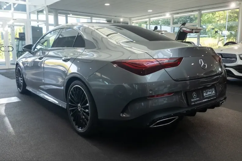 Mercedes-Benz CLA 200 (Clasa CLA) din 2024 cu 14.847 km - oferta MER221850 - foto 3