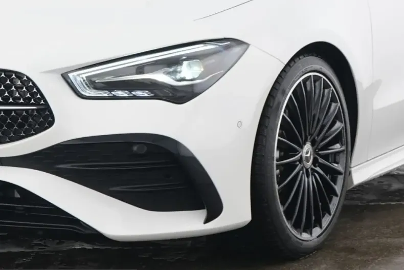 Mercedes-Benz CLA 180 (Clasa CLA) din 2025 cu 20.764 km - oferta MER221855 - foto 2