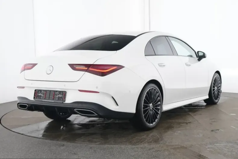 Mercedes-Benz CLA 180 (Clasa CLA) din 2025 cu 20.764 km - oferta MER221855 - foto 3