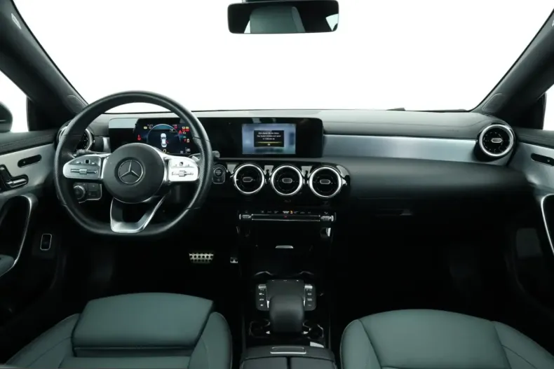 Mercedes-Benz CLA 250 (Clasa CLA) din 2023 cu 86.066 km - oferta MER221859 - foto 19
