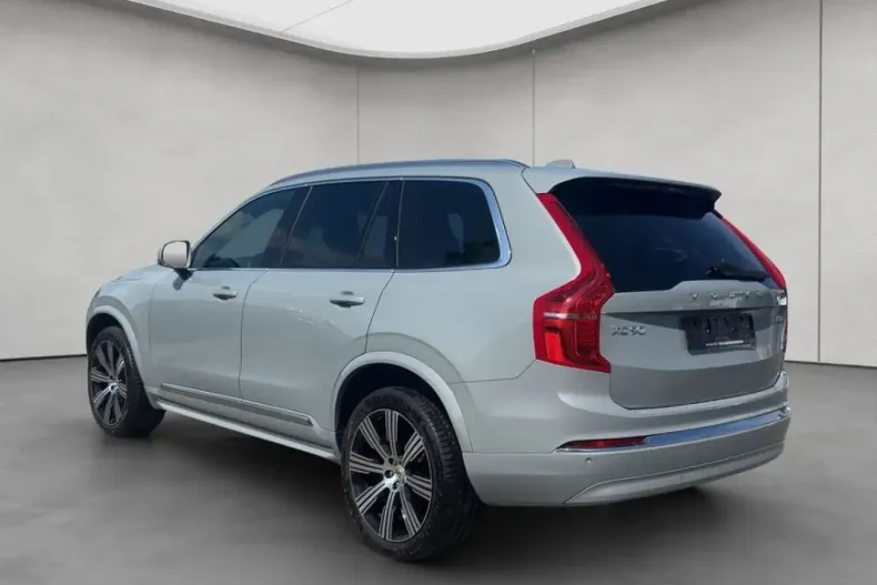 Volvo XC90 din 2024 cu 33.948 km - oferta VOL221860 - foto 3