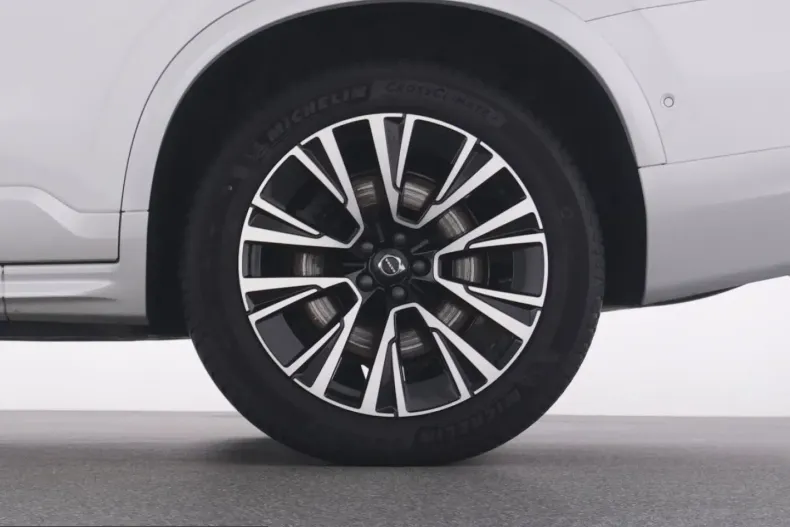 Volvo XC90 din 2024 cu 27.578 km - oferta VOL221862 - foto 20