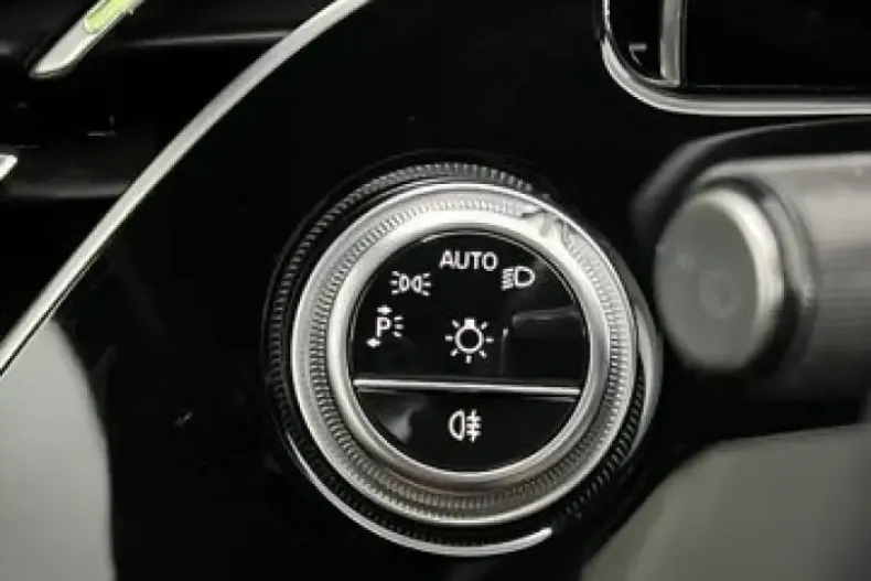 Mercedes-Benz E 450 (Clasa E) din 2024 cu 25.591 km - oferta MER221865 - foto 29