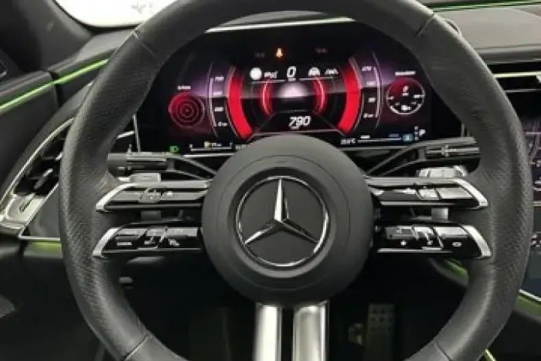 Mercedes-Benz E 450 (Clasa E) din 2024 cu 25.591 km - oferta MER221865 - foto 30