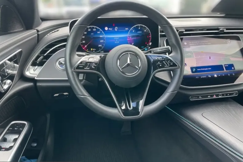 Mercedes-Benz E 450 (Clasa E) din 2024 cu 15.725 km - oferta MER221866 - foto 9