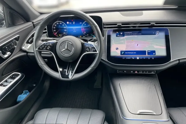 Mercedes-Benz E 450 (Clasa E) din 2024 cu 15.725 km - oferta MER221866 - foto 10