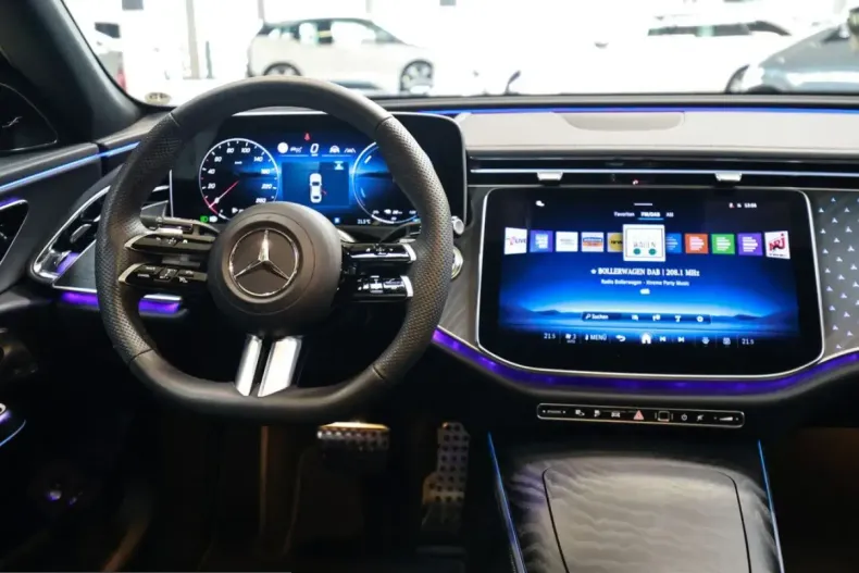 Mercedes-Benz E 400 (Clasa E) din 2025 cu 20.540 km - oferta MER221868 - foto 7