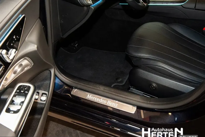 Mercedes-Benz E 400 (Clasa E) din 2025 cu 17.742 km - oferta MER221870 - foto 11
