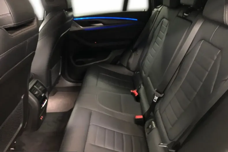 BMW X4 (Seria X) din 2025 cu 24.793 km - oferta BMW221871 - foto 11