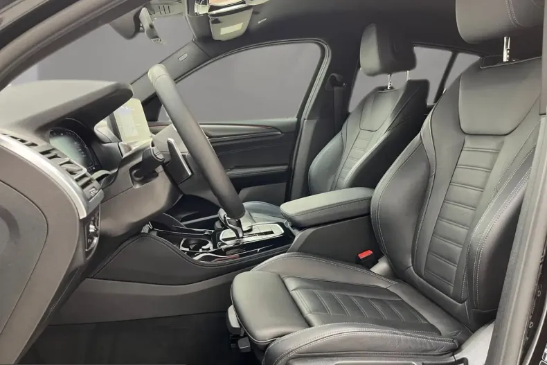 BMW X4 (Seria X) din 2025 cu 24.925 km - oferta BMW221872 - foto 6