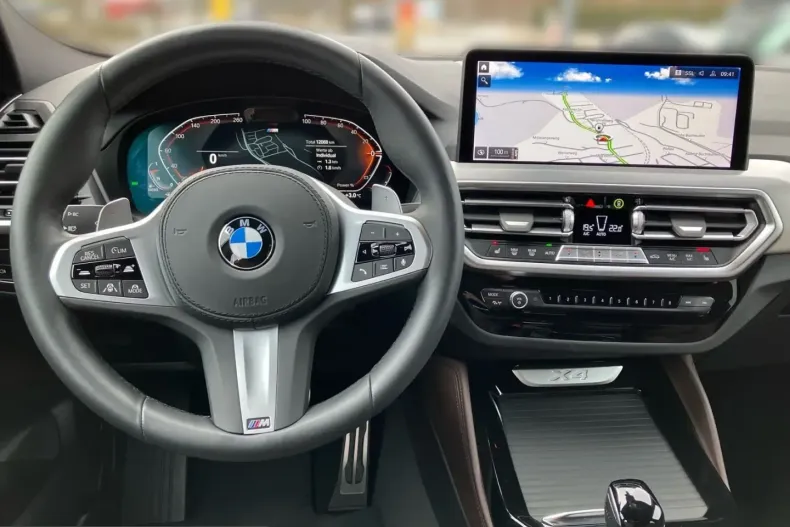 BMW X4 (Seria X) din 2024 cu 12.100 km - oferta BMW221876 - foto 3