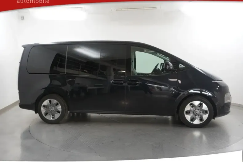 Hyundai Staria din 2024 cu 48.946 km - oferta HYU221878 - foto 2