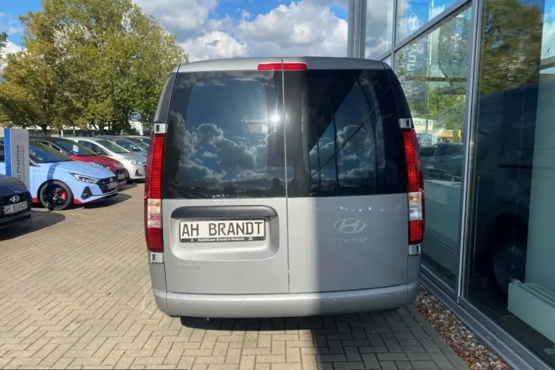 Hyundai Staria din 2024 cu 3.700 km - oferta HYU221879 - foto 4
