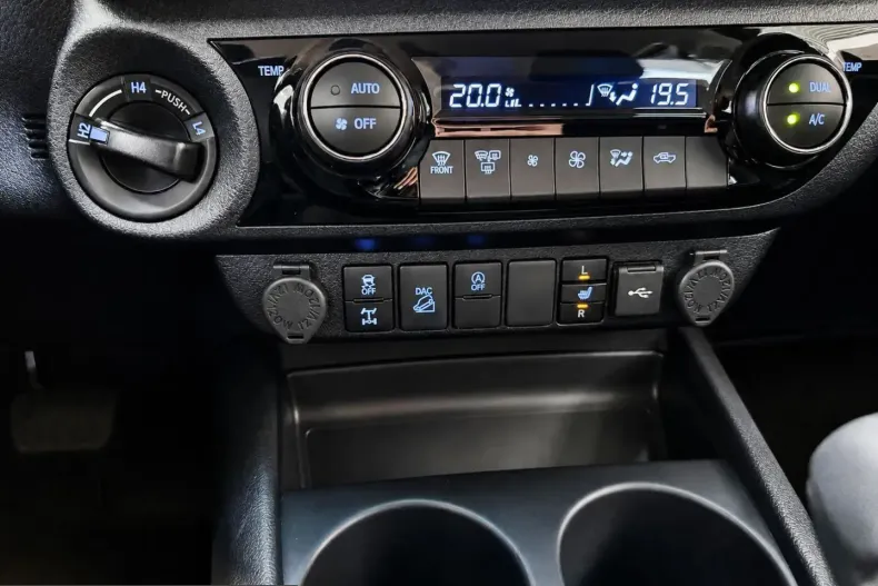 Toyota Hilux din 2026 cu 0 km - oferta TOY221880 - foto 17