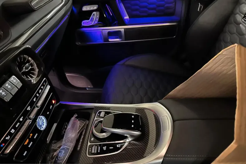 Mercedes-Benz G 63 AMG (Clasa G) din 2026 cu 50 km - oferta MER221881 - foto 8