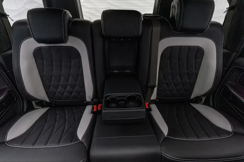 Mercedes-Benz G 63 AMG (Clasa G) din 2026 cu 50 km - oferta MER221884 - foto 31