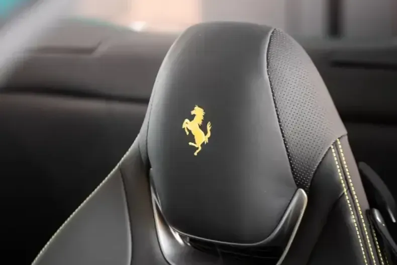 Ferrari Portofino din 2024 cu 126 km - oferta FER221887 - foto 10