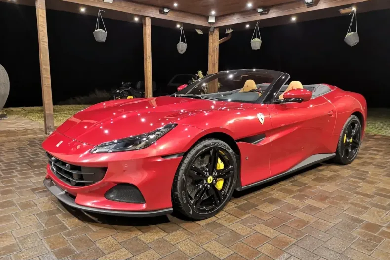 Ferrari Portofino din 2023 cu 10.000 km - oferta FER221888 - foto 1