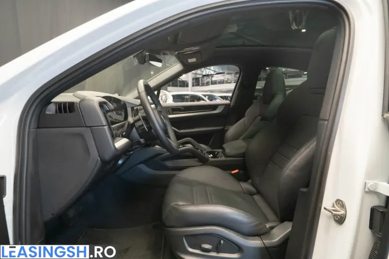 Porsche Cayenne din 2025 cu 9.860 km - oferta POR221889 - foto 14