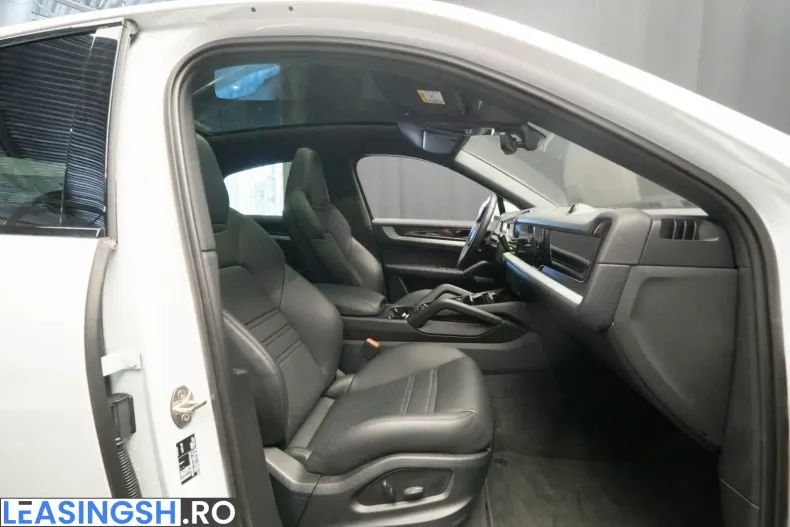 Porsche Cayenne din 2025 cu 9.860 km - oferta POR221889 - foto 17