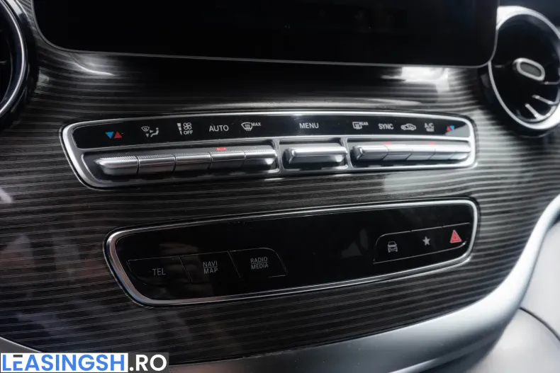 Mercedes-Benz V 300 (Clasa V) din 2022 cu 94.699 km - oferta MER221890 - foto 26