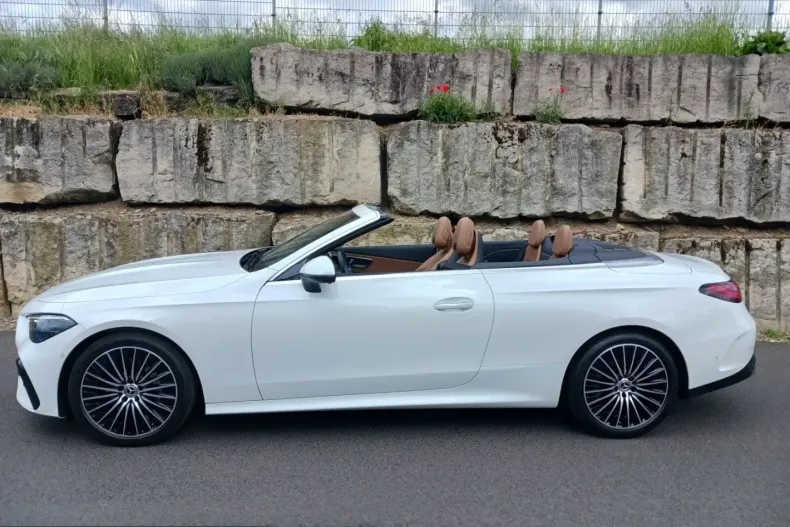 Mercedes-Benz CLE 200 (Clasa CLE) din 2024 cu 13.863 km - oferta MER221896 - foto 2