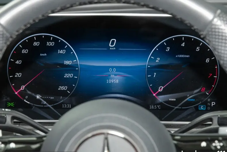 Mercedes-Benz CLE 300 (Clasa CLE) din 2025 cu 10.000 km - oferta MER221897 - foto 21