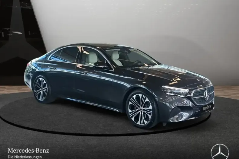 Mercedes-Benz E 220 (Clasa E) din 2025 cu 9.452 km - oferta MER221906 - foto 3