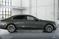 Mercedes-Benz E 220 (Clasa E) din 2025 cu 9.452 km - oferta MER221906 - foto 4