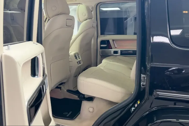 Mercedes-Benz G 500 (Clasa G) din 2021 cu 66.650 km - oferta MER221907 - foto 31