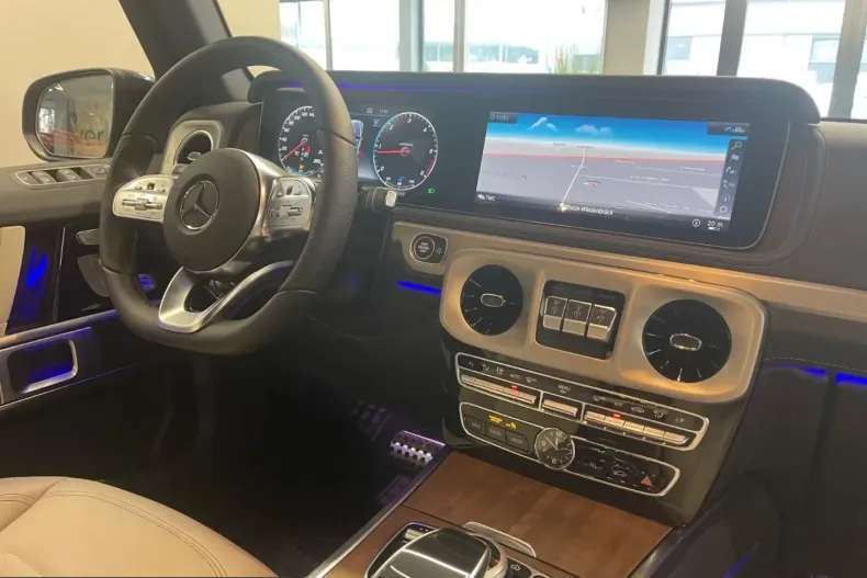 Mercedes-Benz G 400 (Clasa G) din 2022 cu 4.501 km - oferta MER221910 - foto 10