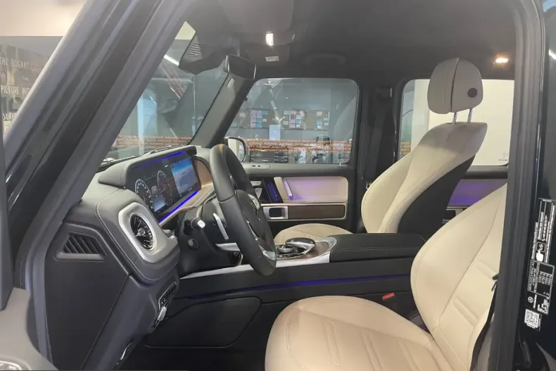 Mercedes-Benz G 400 (Clasa G) din 2022 cu 4.501 km - oferta MER221910 - foto 23