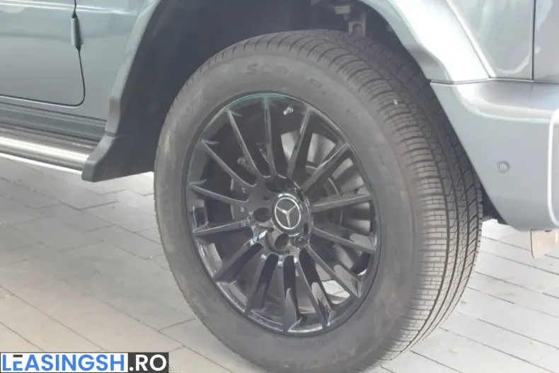 Mercedes-Benz G 400 (Clasa G) din 2023 cu 29.350 km - oferta MER221911 - foto 3