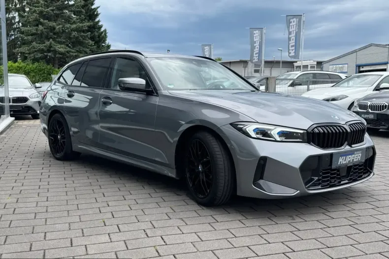 BMW 330 (Seria 3) din 2024 cu 11.380 km - oferta BMW221914 - foto 3