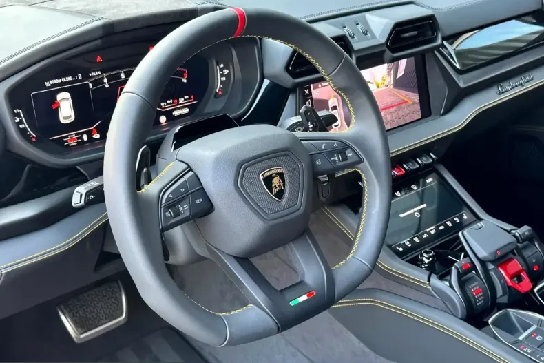 Lamborghini Urus din 2026 cu 75 km - oferta LAM221915 - foto 21