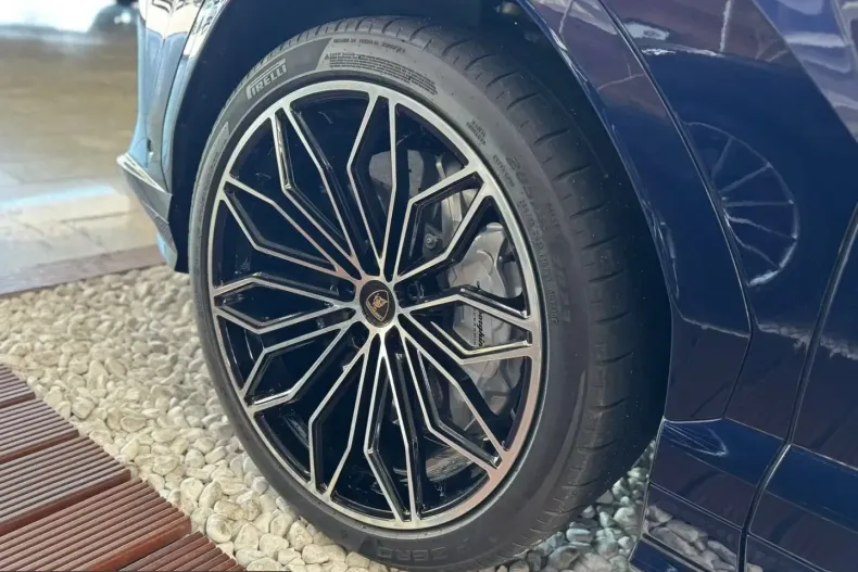 Lamborghini Urus din 2026 cu 50 km - oferta LAM221917 - foto 7