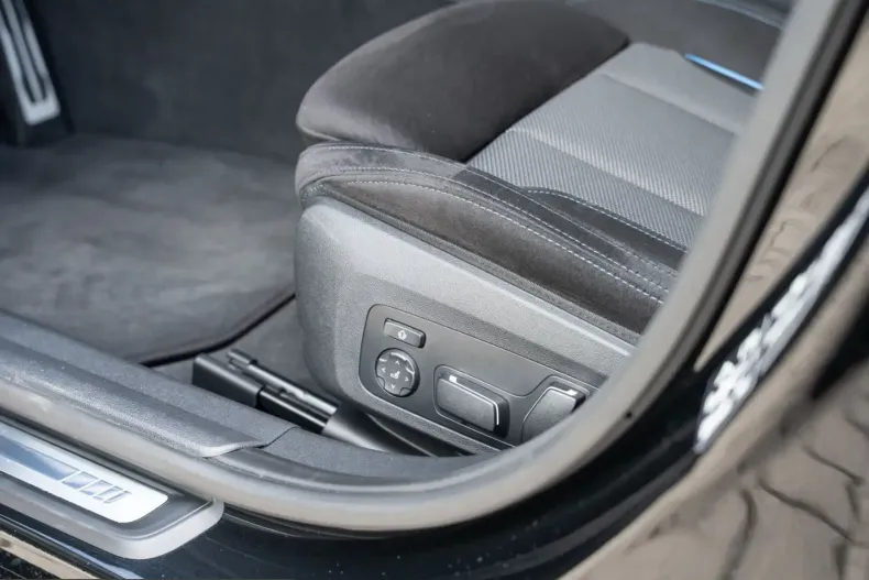 BMW M340i (Seria 3) din 2025 cu 12.500 km - oferta BMW221918 - foto 19