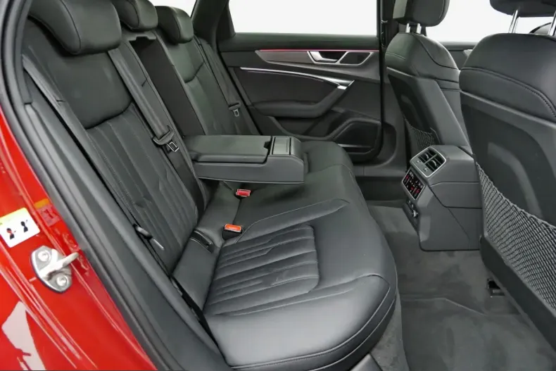 Audi RS6 din 2025 cu 16.074 km - oferta AUD221919 - foto 16