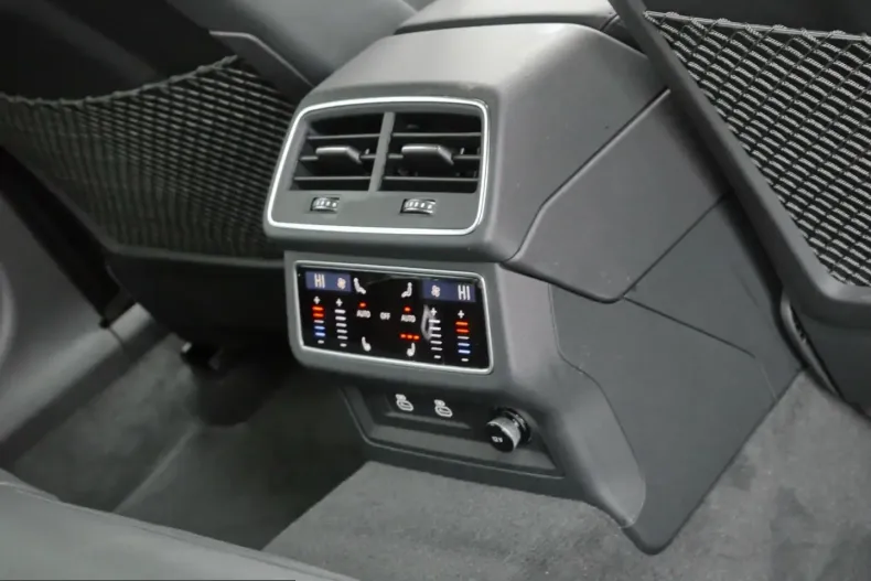 Audi RS6 din 2025 cu 16.074 km - oferta AUD221919 - foto 19