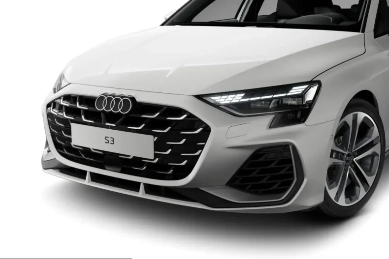 Audi S3 din 2025 cu 12.200 km - oferta AUD221920 - foto 3