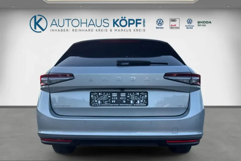Skoda Superb din 2025 cu 14.985 km - oferta SKO221922 - foto 4