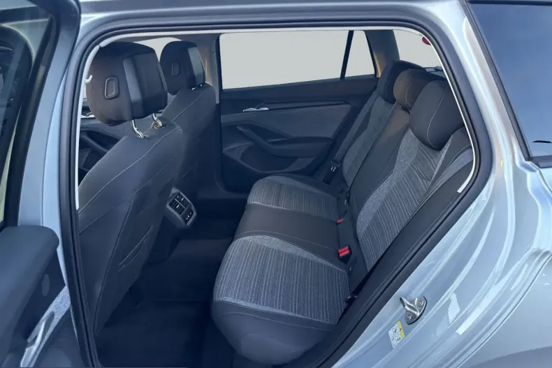 Skoda Superb din 2025 cu 14.985 km - oferta SKO221922 - foto 17