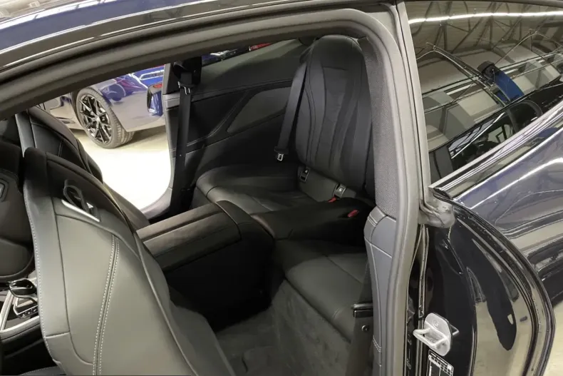 BMW M850 (Seria 8) din 2025 cu 16.083 km - oferta BMW221924 - foto 9