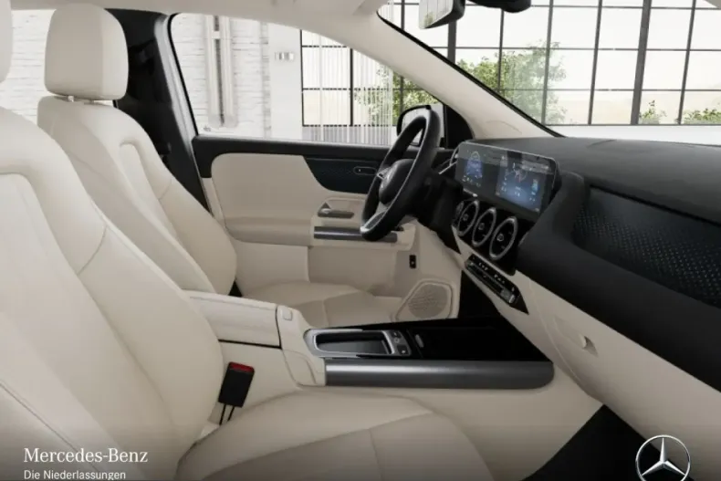 Mercedes-Benz GLA 220 (Clasa GLA) din 2025 cu 14.000 km - oferta MER221935 - foto 11