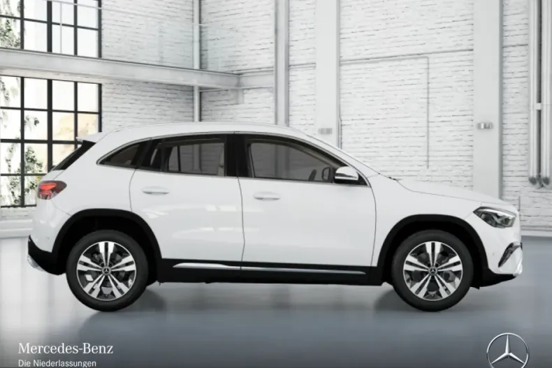 Mercedes-Benz GLA 220 (Clasa GLA) din 2025 cu 14.000 km - oferta MER221935 - foto 18