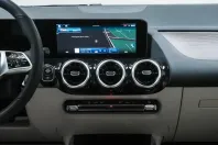 Mercedes-Benz GLA 220 (Clasa GLA) din 2025 cu 13.124 km - oferta MER221936 - foto 9