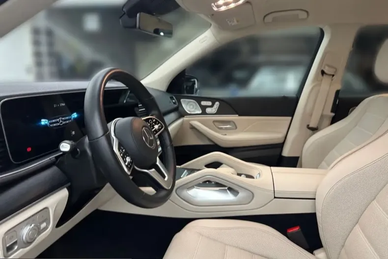 Mercedes-Benz GLE 580 (Clasa GLE) din 2023 cu 27.960 km - oferta MER221938 - foto 7