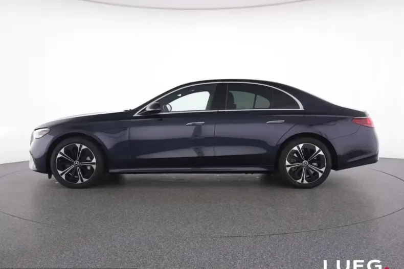 Mercedes-Benz E 300 (Clasa E) din 2025 cu 7.003 km - oferta MER221939 - foto 5