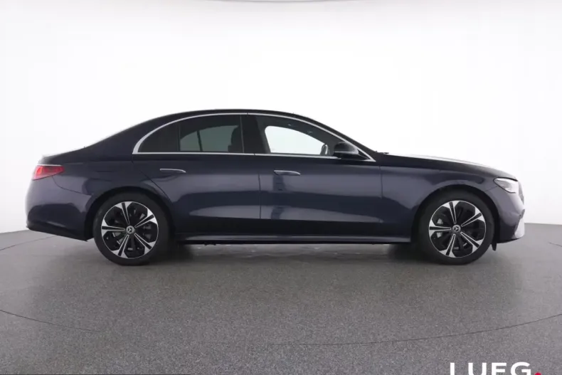 Mercedes-Benz E 300 (Clasa E) din 2025 cu 7.003 km - oferta MER221939 - foto 8